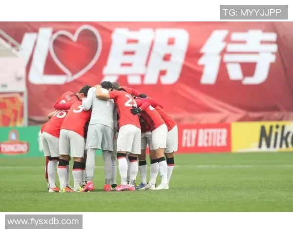 巴马球星引爆绿茵激情见证足球世界新王者崛起与荣耀时刻